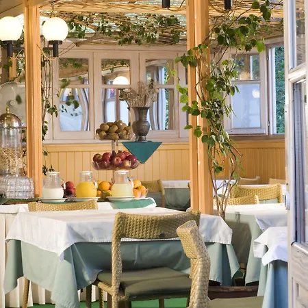 Bella Venezia Hotel Corfu (city)
